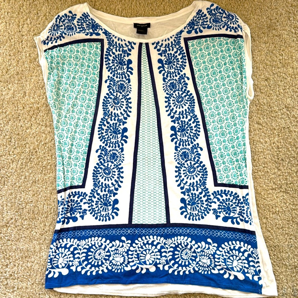 Ann Taylor Blue and White Patterned Top